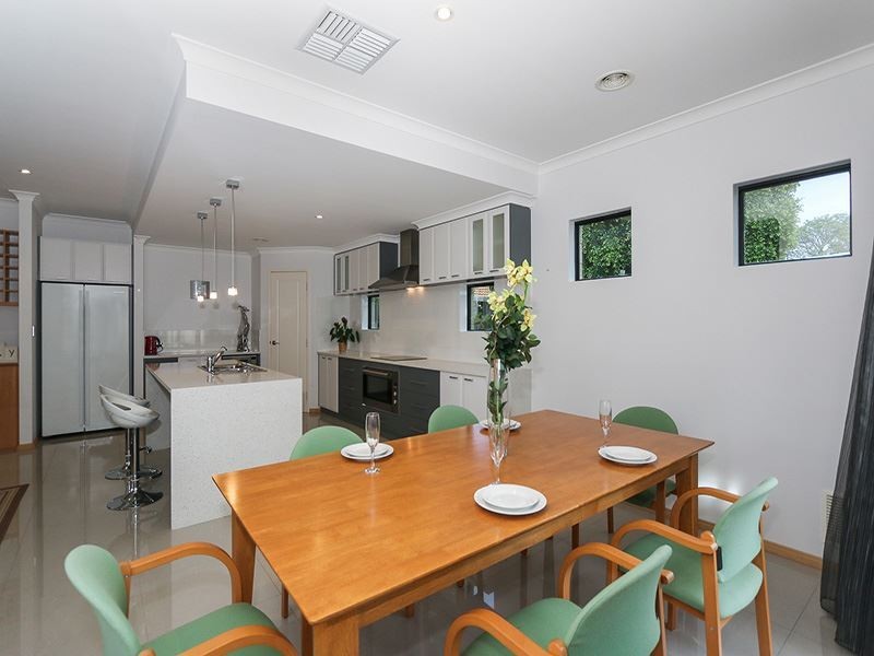 12B Hutchings Way, Kardinya WA 6163