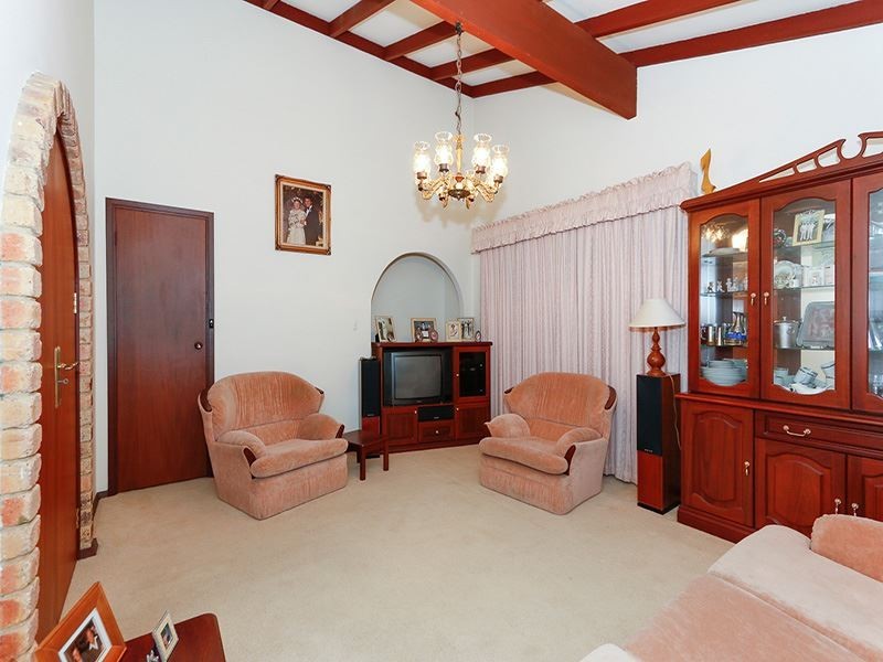 2/34 Connelly Way, Booragoon WA 6154