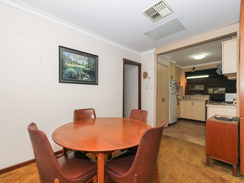 10 Dixon Place, Kardinya WA 6163