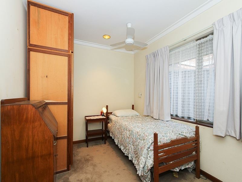 10 Dixon Place, Kardinya WA 6163