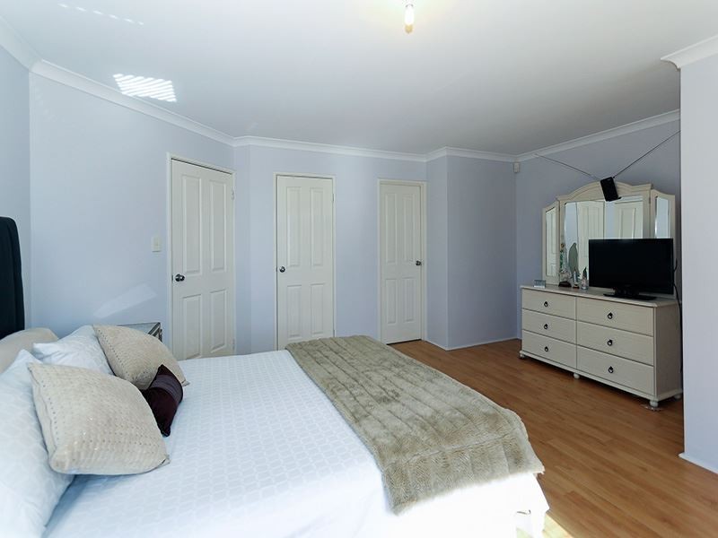 12 Baler Court, Hammond Park WA 6164