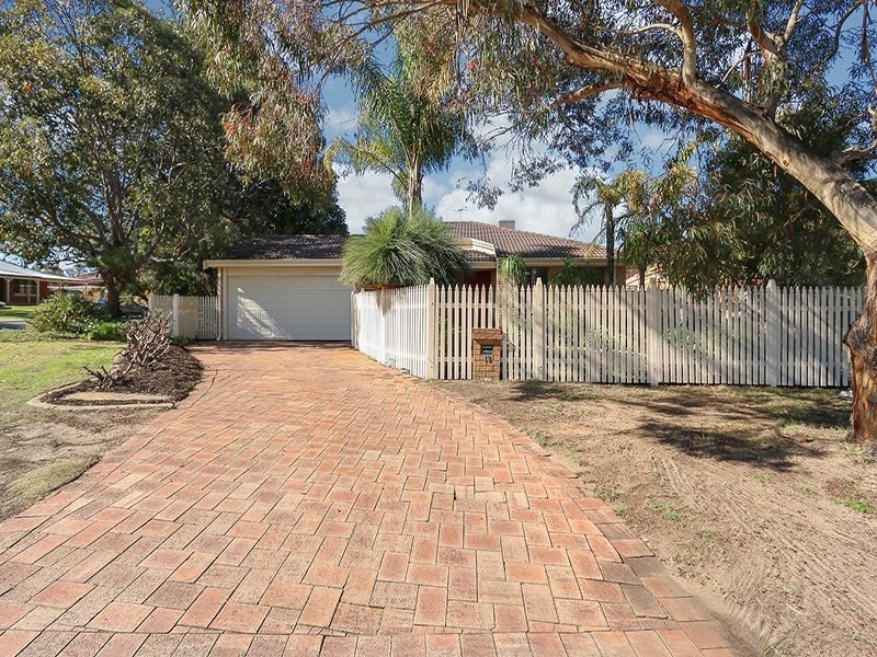 12 Simmonds Parade, Winthrop WA 6150