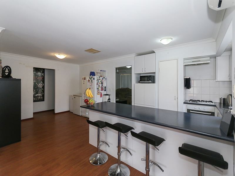 20 Bridal Crescent, Kenwick WA 6107