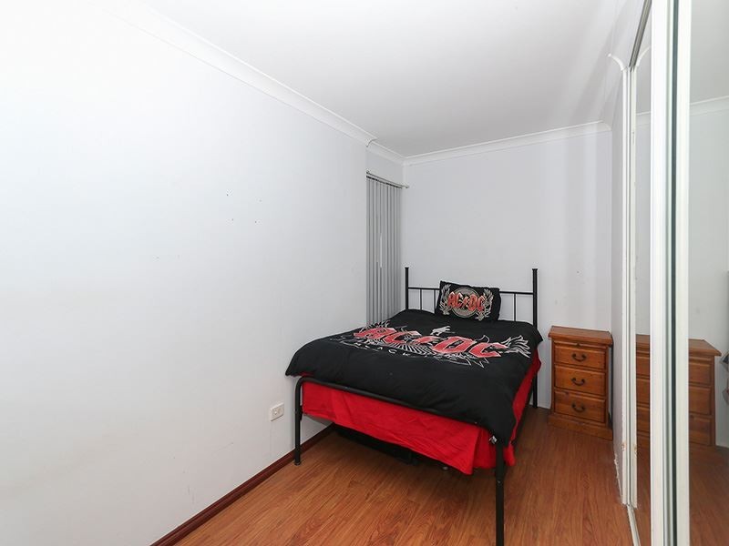 20 Bridal Crescent, Kenwick WA 6107