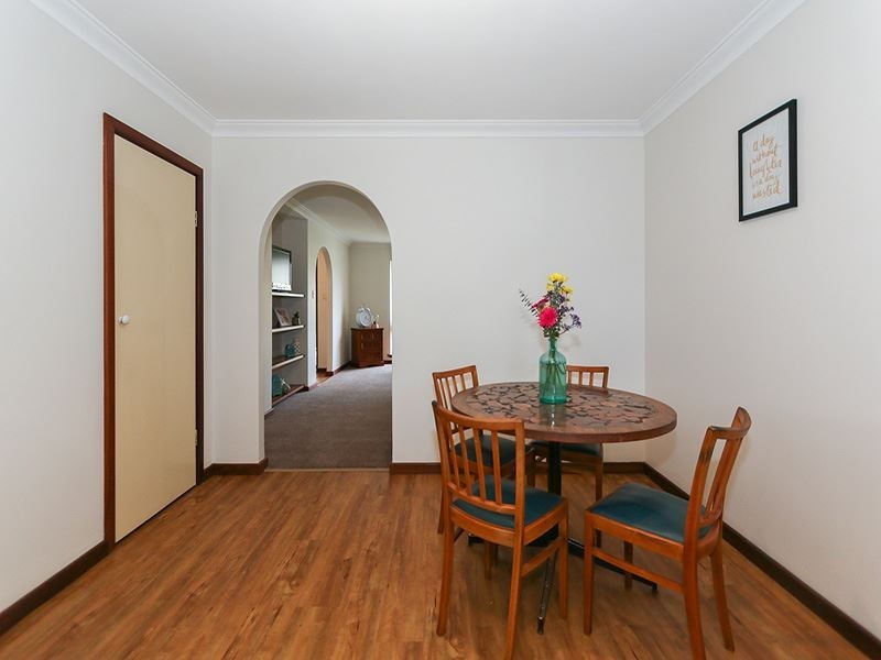 4/120 Gilbertson Road, Kardinya WA 6163