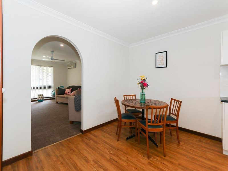 4/120 Gilbertson Road, Kardinya WA 6163