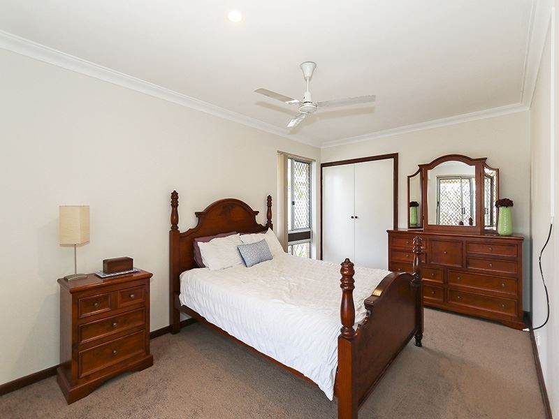 4/120 Gilbertson Road, Kardinya WA 6163