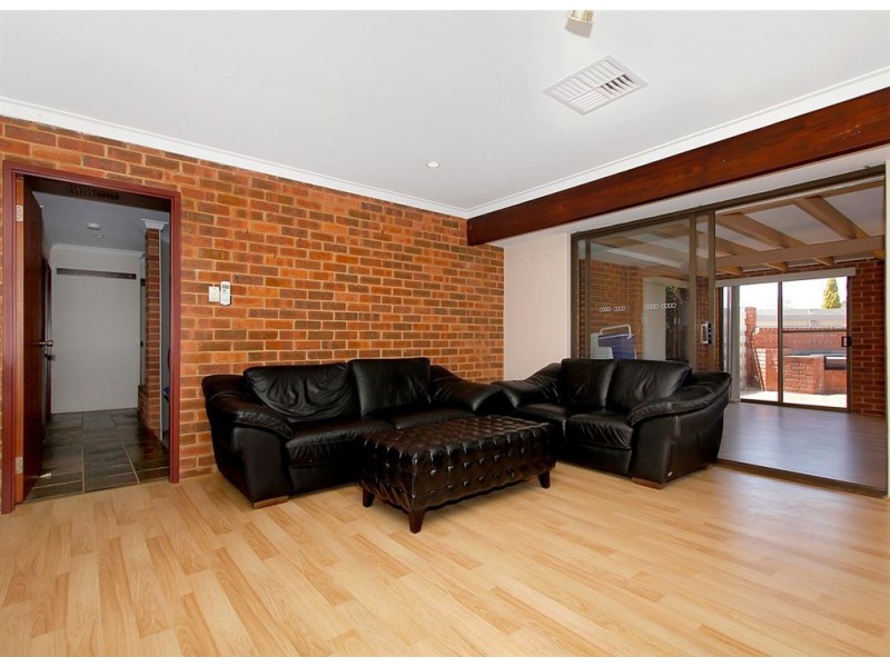 5 Hanlin Way, Samson WA 6163