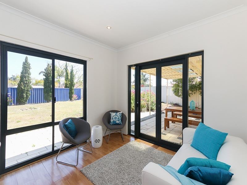 3 Mersey Close, Success WA 6164