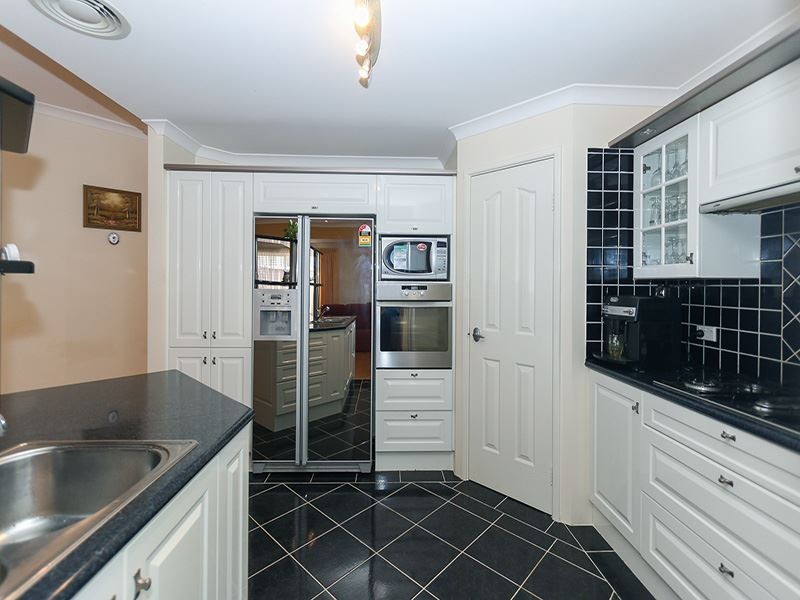 21A Clara Road, Hamilton Hill WA 6163