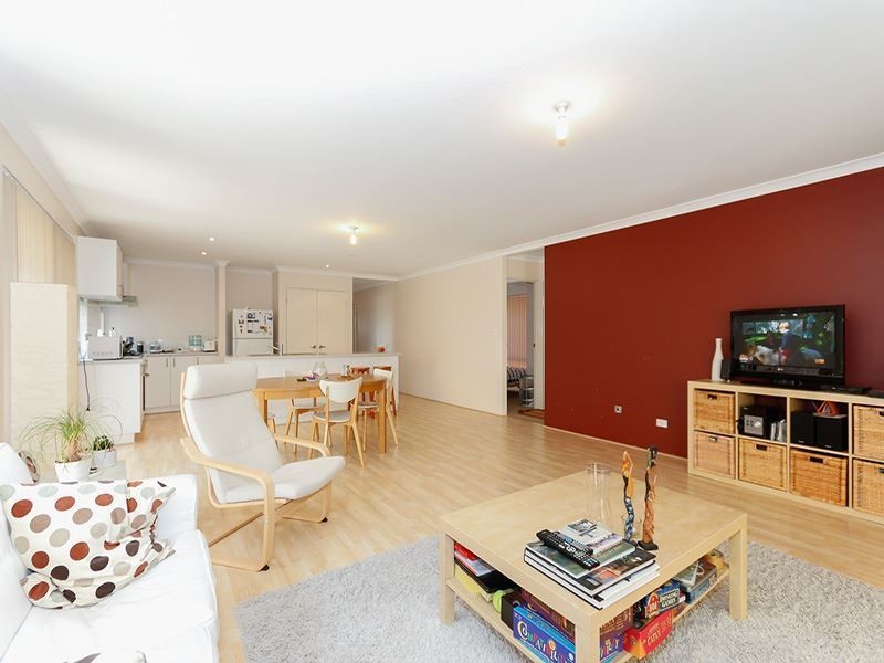 37 College Corner, O’connor WA 6163