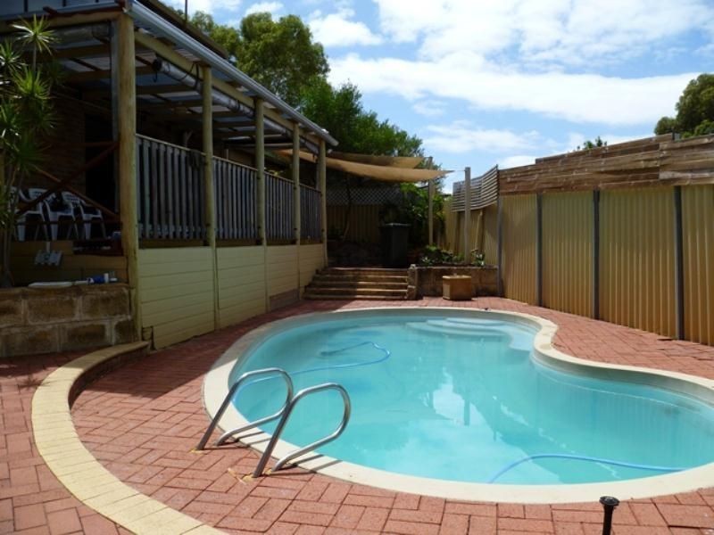 35 Mannion Way, Kardinya WA 6163