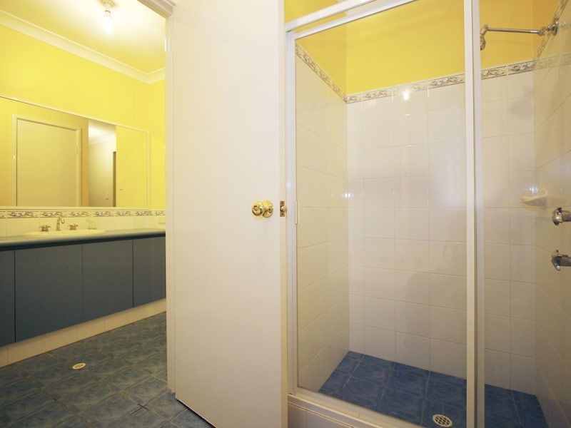 12 Instone Street, Hilton WA 6163