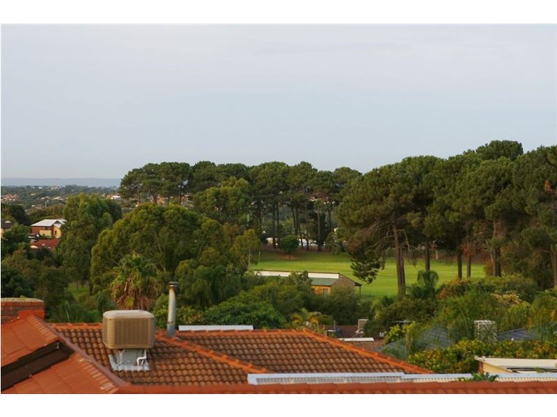 61 Anglesey Drive, Kardinya WA 6163