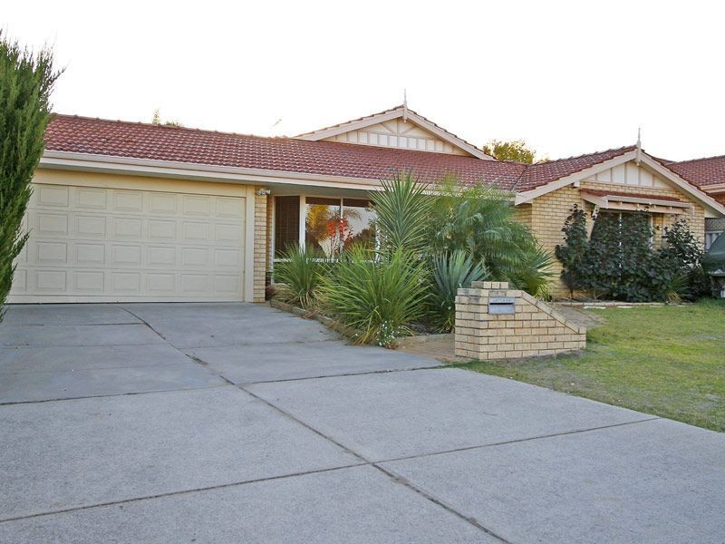 44 Underwood Grove, Kardinya WA 6163