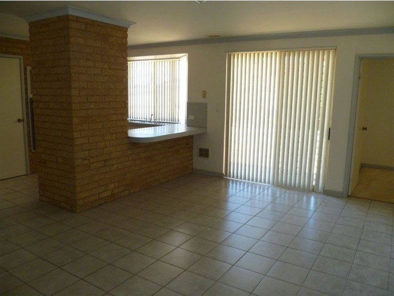 8 Westminster Court, Willetton WA 6155