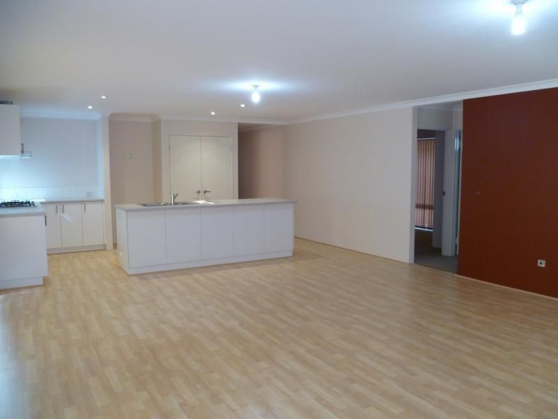 37 College Corner, O’connor WA 6163