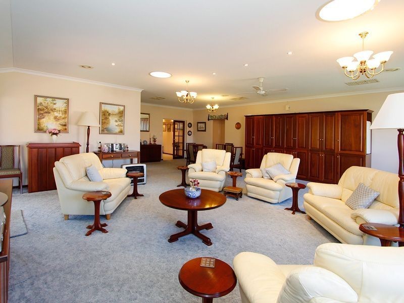 19 Aitken Drive, Winthrop WA 6150