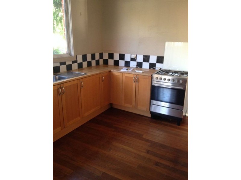 80 Bromley  Road, Hilton WA 6163