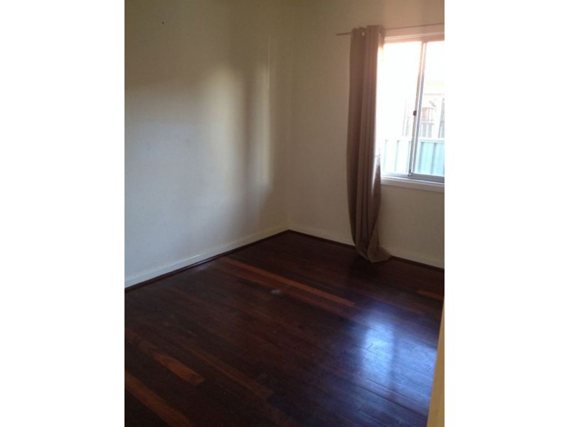 80 Bromley  Road, Hilton WA 6163