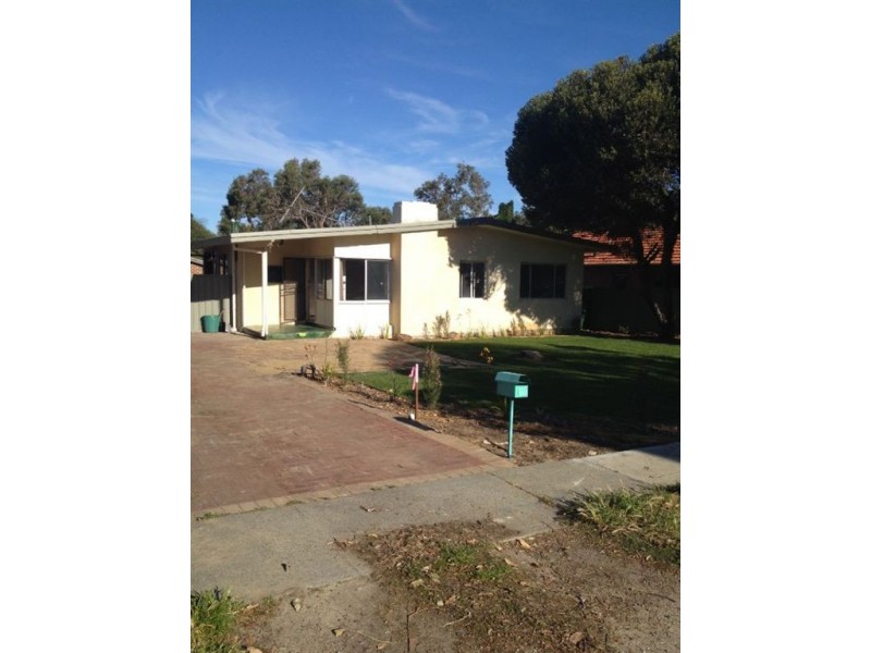 80 Bromley  Road, Hilton WA 6163