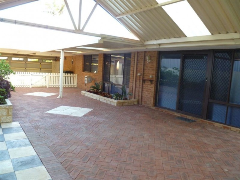 4 Steffanoni Place, Kardinya WA 6163