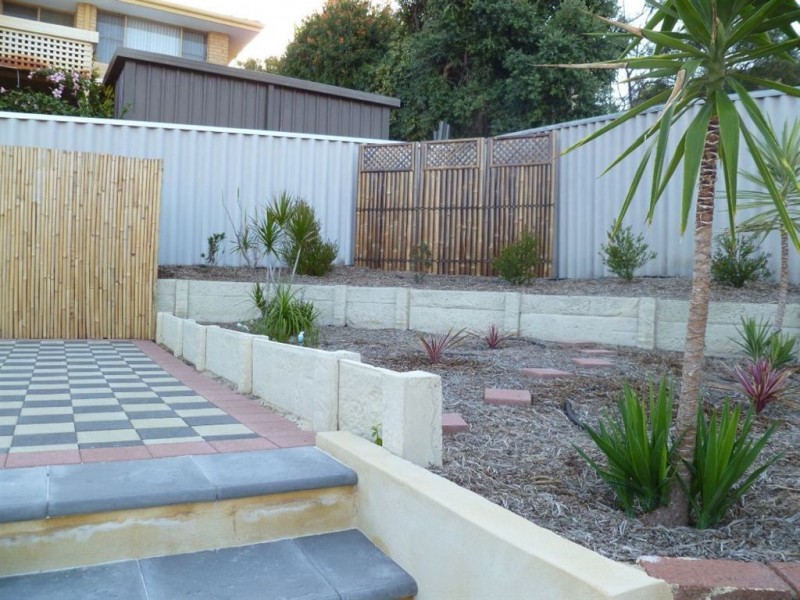 4 Steffanoni Place, Kardinya WA 6163