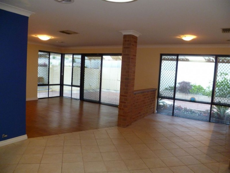 4 Steffanoni Place, Kardinya WA 6163