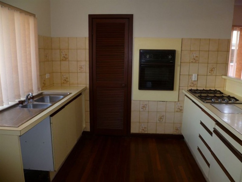 43 Gilbertson Road, Kardinya WA 6163