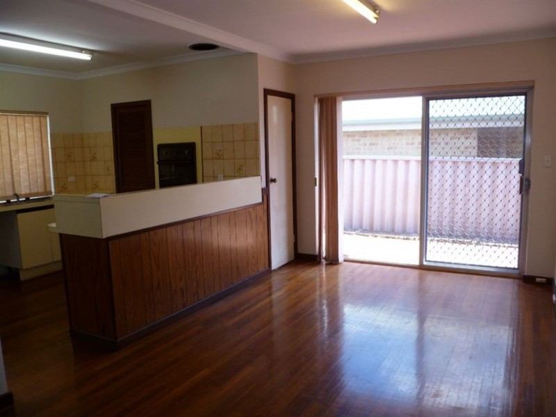 43 Gilbertson Road, Kardinya WA 6163