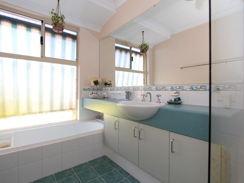 19 Aitken Drive, Winthrop WA 6150