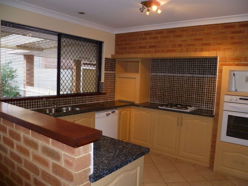 4 Steffanoni Place, Kardinya WA 6163