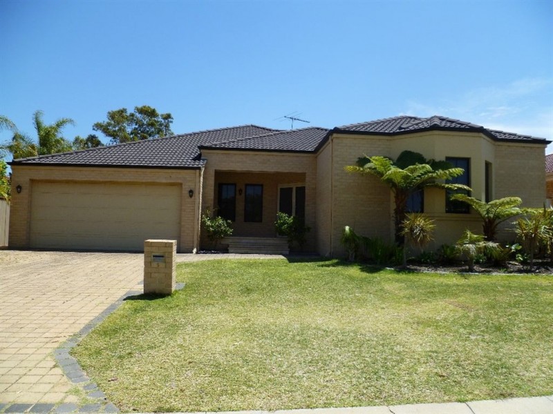 3 Birchgrove Court, Bibra Lake WA 6163