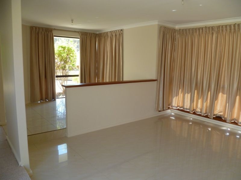 8a Meadow Close, Kardinya WA 6163