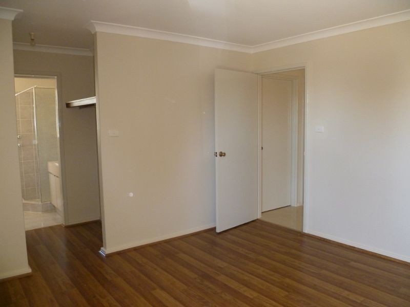 8a Meadow Close, Kardinya WA 6163