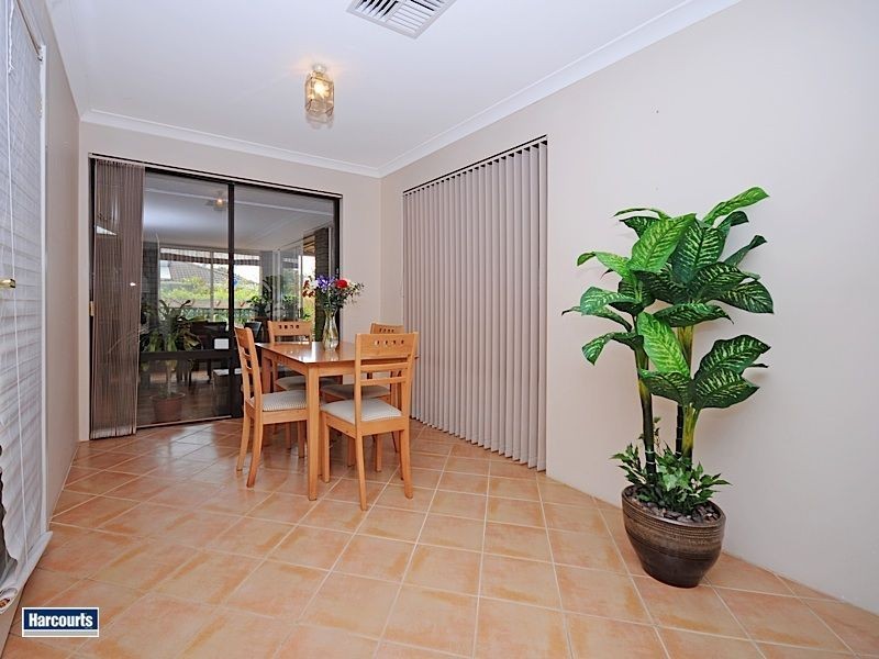 9 Du Maurier Road, North Lake WA 6163