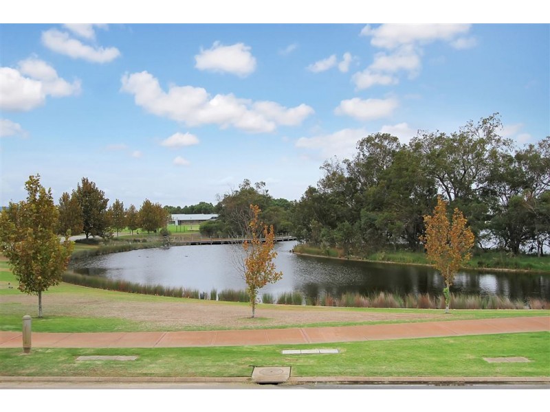 31 Harmony Avenue, Atwell WA 6164