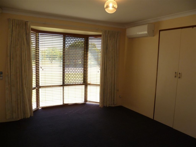 207 Elderberry Drive, South Lake WA 6164