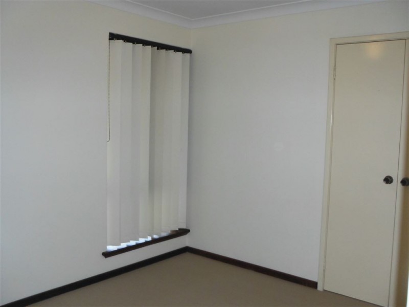 16 Bolderwood Drive, South Lake WA 6164