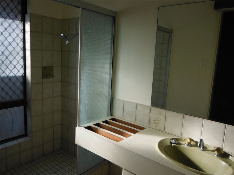 16 Bolderwood Drive, South Lake WA 6164