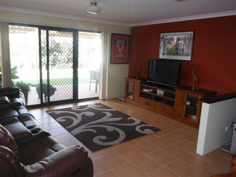 38 Sycamore Avenue, South Lake WA 6164