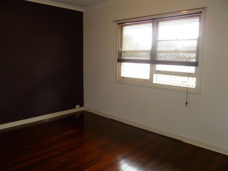 4 Sebastian Crescent, Coolbellup WA 6163