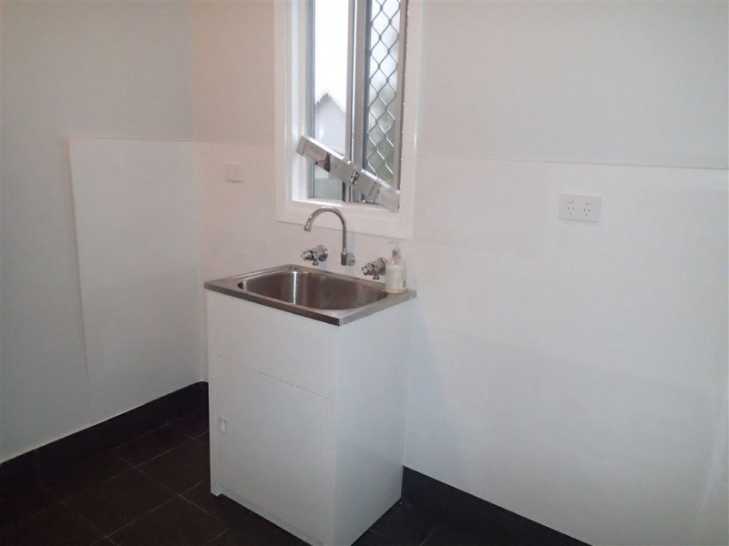 8 Joslin Street, Hilton WA 6163