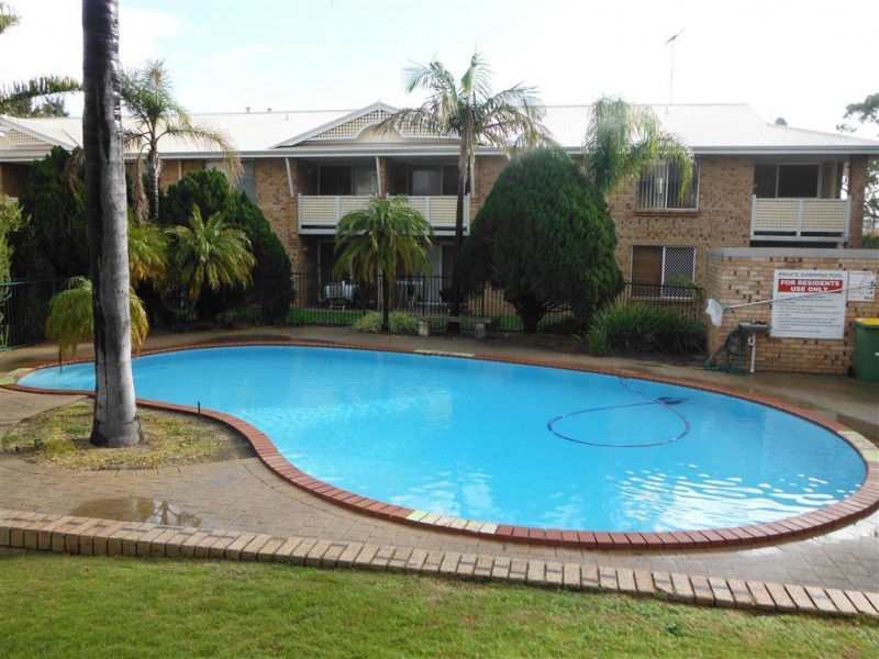 36/2 Pinewood Avenue, Kardinya WA 6163