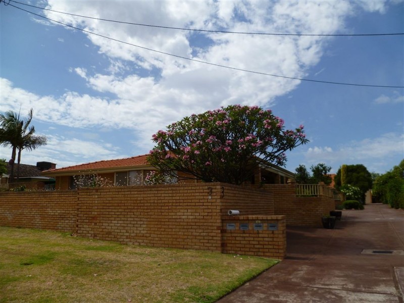 1/3 Bridges Road, Melville WA 6156