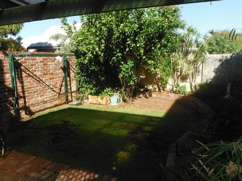 30 Tuckfield Street, Fremantle WA 6160