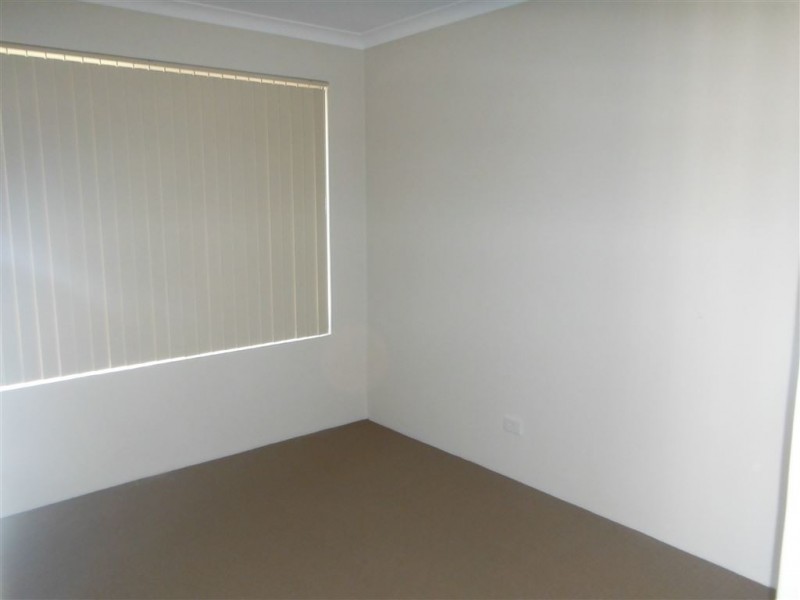 17 Prescott Drive, Kardinya WA 6163