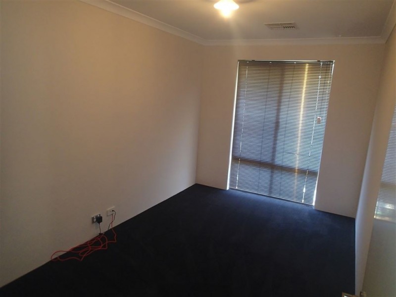 26 Wirra Corner, Wandi WA 6167