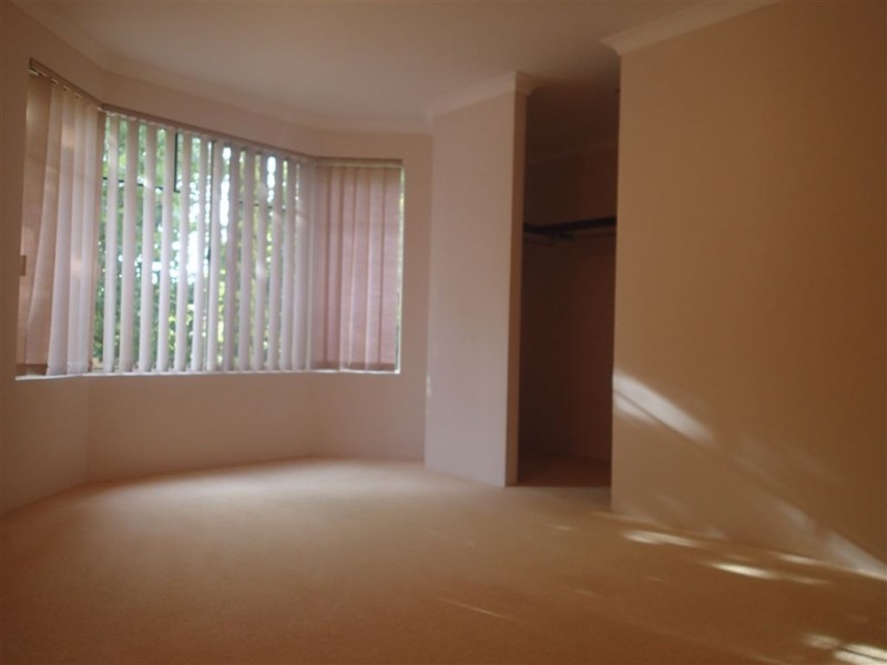 11 Plane Tree Grove, O’connor WA 6163