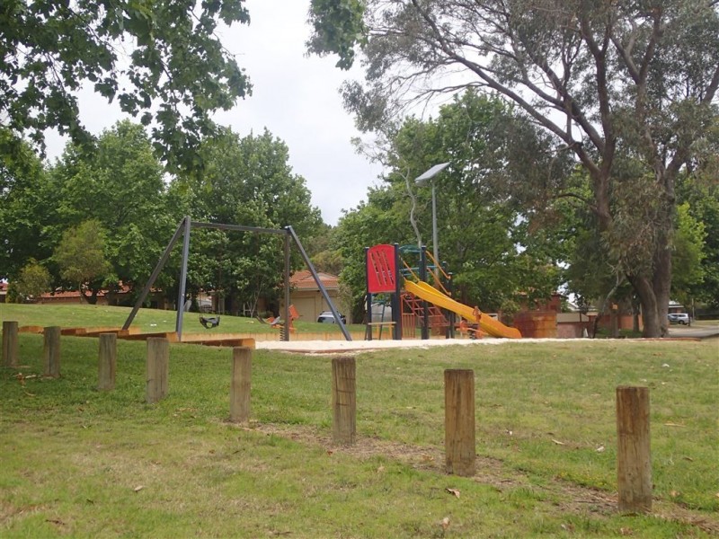 11 Plane Tree Grove, O’connor WA 6163